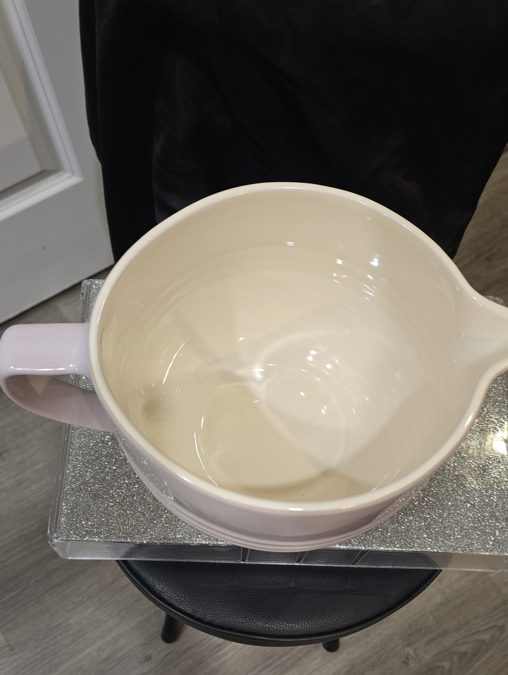 Le Creuset 3.4QT Signature Batter Bowl- Shallot - Picture 8 of 10